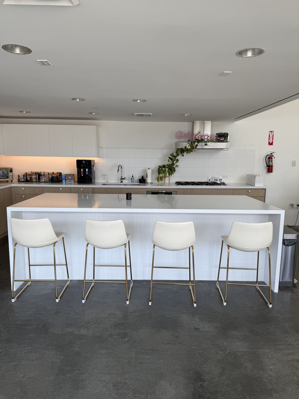 Stan office tenant improvement by ASEP Contractors
